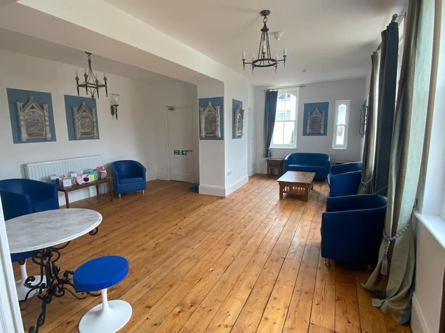 Merlin Court Ilfracombe Esterno foto